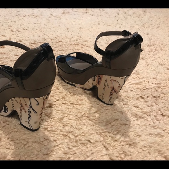 Shoes - Picture 3 of 6